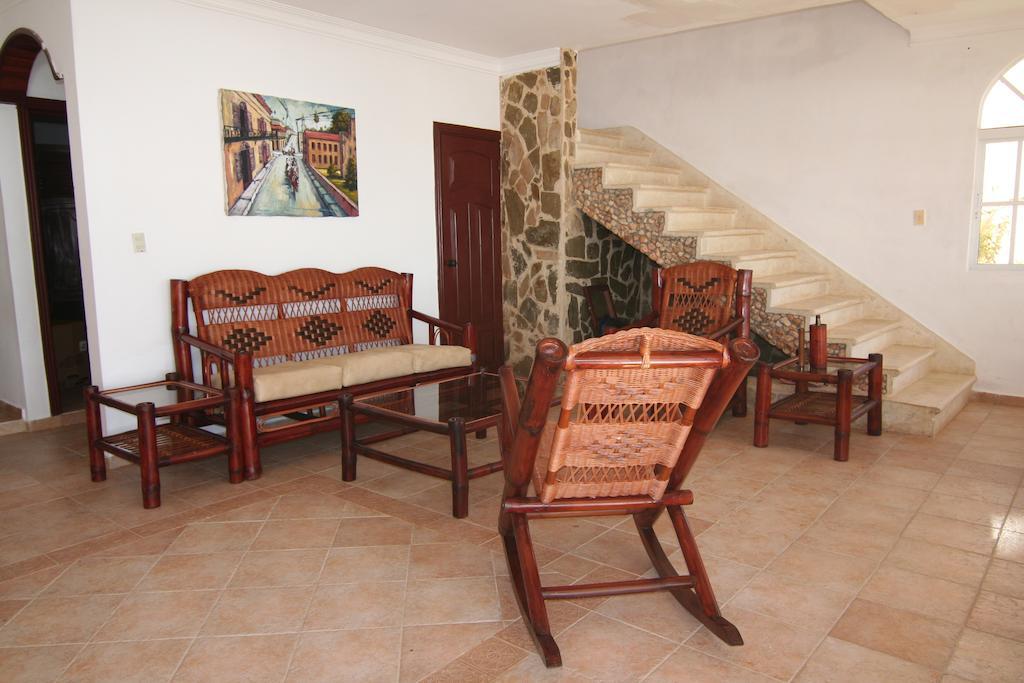 Hotel Panoramica Barahona La Cienaga Экстерьер фото